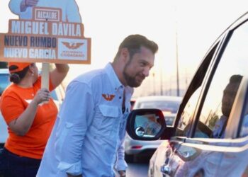 OFRECE DÁVILA NUEVAS RUTAS EN GARCÍA