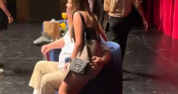 SOBREVIVIENTE DE LOS ANDES SEÑALADO POR TOCAR INDEBIDAMENTE A JOVEN EN CONFERENCIA EN MÉXICO