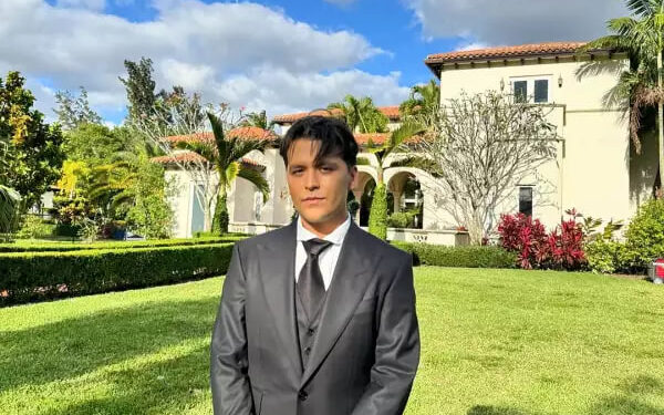 CHRISTIAN NODAL SORPRENDE CON RADICAL CAMBIO DE LOOK: ¿SE BORRÓ LOS TATUAJES? 1 CHRISTIAN NODAL SORPRENDE CON RADICAL CAMBIO DE LOOK: ¿SE BORRÓ LOS TATUAJES?