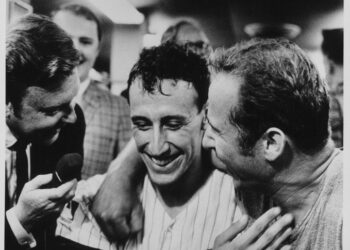 FALLECE KEN HOLTZMAN, LANZADOR ESTELAR CON DOS JUEGOS SIN HIT