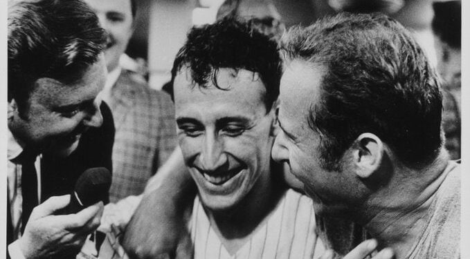 FALLECE KEN HOLTZMAN, LANZADOR ESTELAR CON DOS JUEGOS SIN HIT