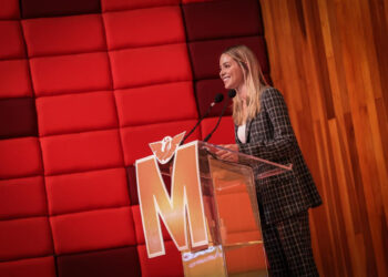 OFRECE MARIANA LÍNEA 7 DEL METRO DE LINCOLN AL CENTRO DE MONTERREY