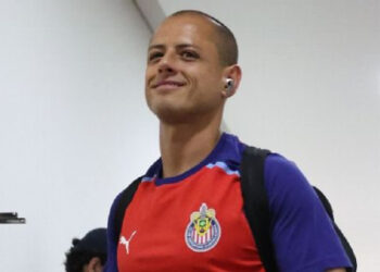 JAVIER HERNÁNDEZ SE AUSENTA POR SEGUNDA VEZ CONSECUTIVA DEL ONCE INICIAL DEL CHIVAS