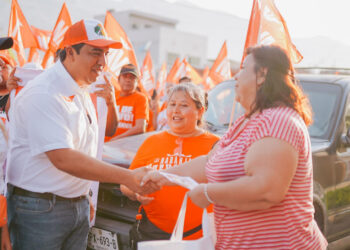 PROPONE NAVA CENTRO DE APOYO A MADRES SOLTERAS Y DIVORCIADAS