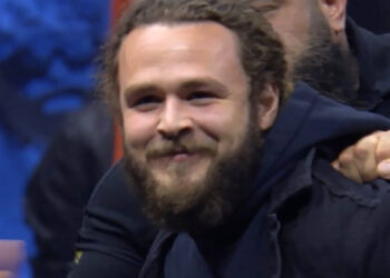 THE YOUNG BUCKS GANAN LOS CAMPEONATOS POR PAREJAS EN UNA EMOCIONANTE BATALLA CONTRA FTR