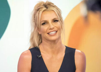 BRITNEY SPEARS PLANEANDO ADAPTACIÓN CINEMATOGRÁFICA DE SU EXITOSA AUTOBIOGRAFÍA