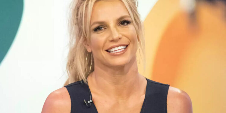 BRITNEY SPEARS PLANEANDO ADAPTACIÓN CINEMATOGRÁFICA DE SU EXITOSA AUTOBIOGRAFÍA