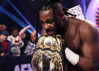 SWERVE STRICKLAND SE CORONA COMO CAMPEÓN MUNDIAL DE AEW