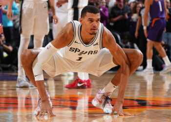 VICTOR WEMBANYAMA ENCABEZARÁ A LOS SAN ANTONIO SPURS EN LOS NBA PARIS GAMES 2025