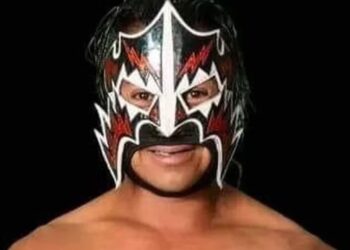 EL MUNDO DE LA LUCHA LIBRE DE LUTO POR LA MUERTE DE ‘PEQUEÑO NITRO’