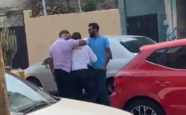 APLICA LLAVE A TRÁNSITO Y LO DEJA INCONSCIENTE