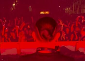 SORPRESA EN CDMX: SKRILLEX APARECE INESPERADAMENTE EN EL CONCIERTO DE FRED AGAIN