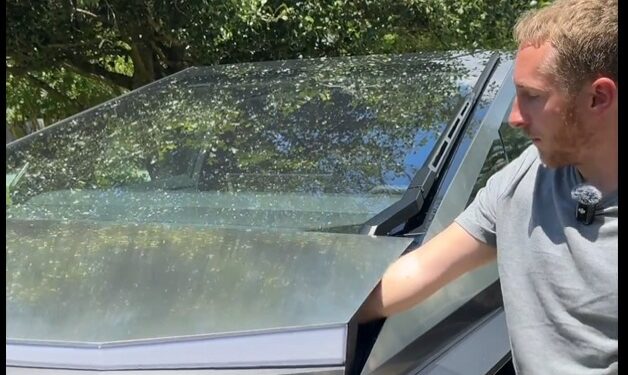 TESLA ACTUALIZA CYBERTRUCK: AHORA SEGURO, SIN CORTAR FRUTAS O DEDOS