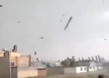 TORNADO EN TOLUCA DEJA DOS MUERTOS
