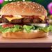 CARL’S JR. REVOLUCIONA CON HAMBURGUESAS A $1 PESO