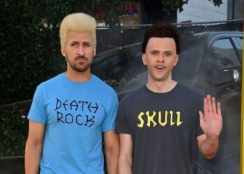 ¡RYAN GOSLING Y MIKEY DAY SE TRANSFORMAN EN BEAVIS & BUTT-HEAD DURANTE EL ESTRENO DE ‘THE FALL GUY’!