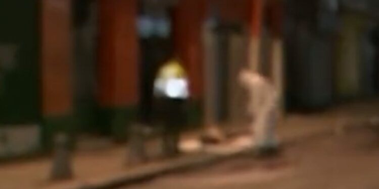 ASALTANTES DE MOTOCICLETAS DISPARAN CONTRA UN HOMBRE EN BOGOTÁ