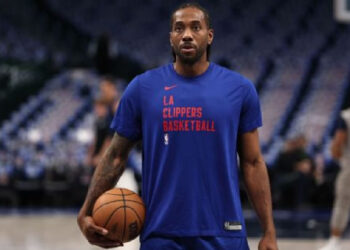 CLIPPERS ENFRENTAN DESAFÍO SIN KAWHI LEONARD ANTE DALLAS MAVERICKS