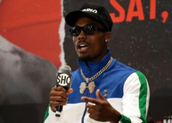 CAMPEÓN DE BOXEO JERMALL CHARLO ARRESTADO EN TEXAS POR MANEJAR EN ESTADO DE EBRIEDAD