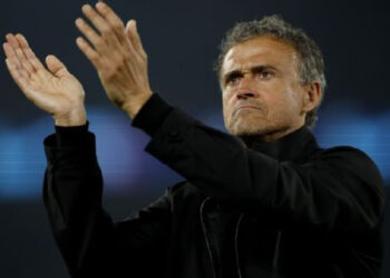 LUIS ENRIQUE SEGUIRÁ COMO TÉCNICO DEL PSG TRAS LA ELIMINACIÓN DE LA CHAMPIONS LEAGUE