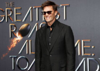 TOM BRADY SE ARREPIENTE DEL ROAST POR SU IMPACTO EN SUS HIJOS