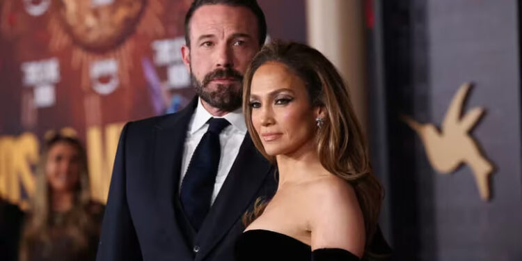 BEN AFFLECK Y JENNIFER LOPEZ SE SEPARAN: SE RUMORA QUE VAN HACIA EL DIVORCIO 1 BEN AFFLECK Y JENNIFER LOPEZ SE SEPARAN: SE RUMORA QUE VAN HACIA EL DIVORCIO