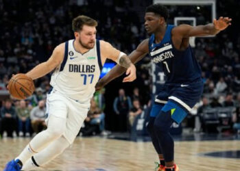 LOS ÚLTIMOS CUATRO EQUIPOS COMPITEN POR EL TÍTULO DE LA NBA 2024