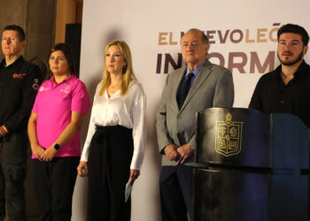 IZA NL BANDERAS A MEDIA ASTA EN SEÑAL DE LUTO POR TRAGEDIA