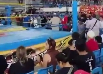 ‘QUÉ CHIN… A SU MAD… EL MAKITO’,GRITAN AFICIONADOS A CARLOS PEÑA