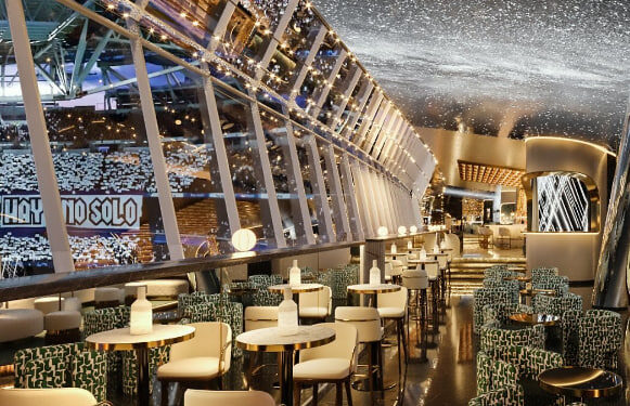 EL ESTADIO SANTIAGO BERNABÉU: UN ÍCONO MODERNO CON SU "SUPERPALCO VIP" 1 EL ESTADIO SANTIAGO BERNABÉU: UN ÍCONO MODERNO CON SU “SUPERPALCO VIP”