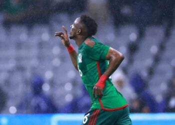 JULIÁN QUIÑONES SE UNE AL AL-QADSIAH DE ARABIA SAUDITA