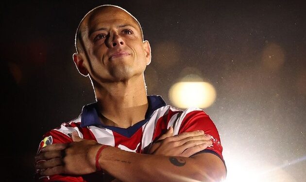 CHICHARITO HERNÁNDEZ ES BAJA DE CHIVAS