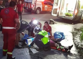 MUEREN MADRE E HIJA TRAS VOLCARSE Y CAER A PRESA LA BOCA