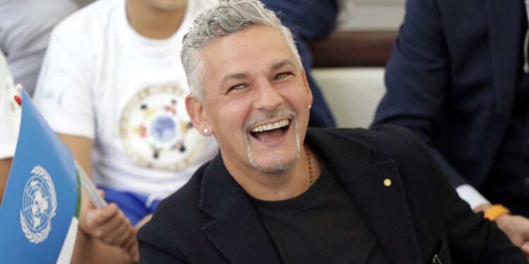 SECUESTRAN A ROBERTO BAGGIO DURANTE EUROCOPA 1 SECUESTRAN A ROBERTO BAGGIO DURANTE EUROCOPA