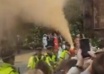 INTERRUPCIÓN DE BODA DEL DUQUE DE WESTMINSTER POR ACTIVISTAS CLIMÁTICOS