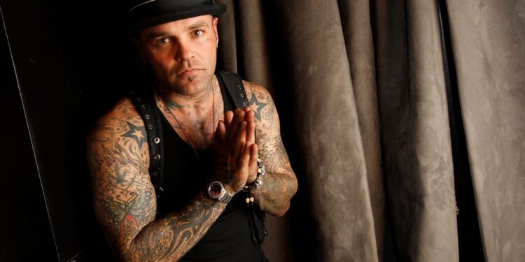 FALLECE SHIFTY SHELLSHOCK, EXVOCALISTA DE CRAZY TOWN, A LOS 49 AÑOS 1 FALLECE SHIFTY SHELLSHOCK, EXVOCALISTA DE CRAZY TOWN, A LOS 49 AÑOS