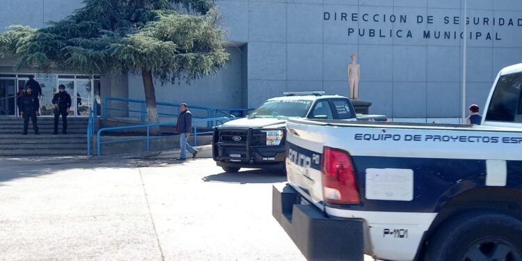 MUERE HOMBRE AL PEDIR AYUDA EN LA COMANDANCIA NORTE 1 MUERE HOMBRE AL PEDIR AYUDA EN LA COMANDANCIA NORTE