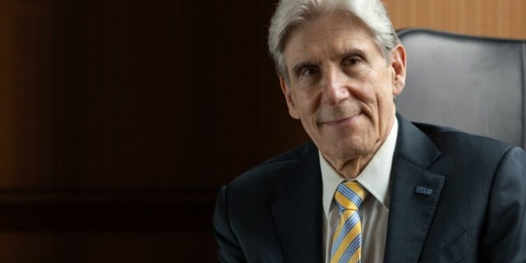 JULIO FRENK, NUEVO RECTOR DE UCLA 1 JULIO FRENK, NUEVO RECTOR DE UCLA