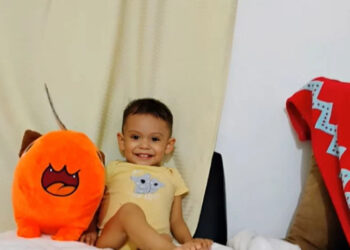 BUSCAN PAPÁS APOYO PARA SU HIJO; REQUIERE CIRUGÍA DE 5 MILLONES