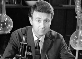 FALLECE WILLIAM RUSSELL, EL ICÓNICO IAN CHESTERTON DE ‘DOCTOR WHO’