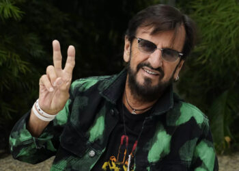 RINGO STARR IMPARTE UNA CLASE DE NOSTALGIA Y ENERGÍA EN MÉXICO