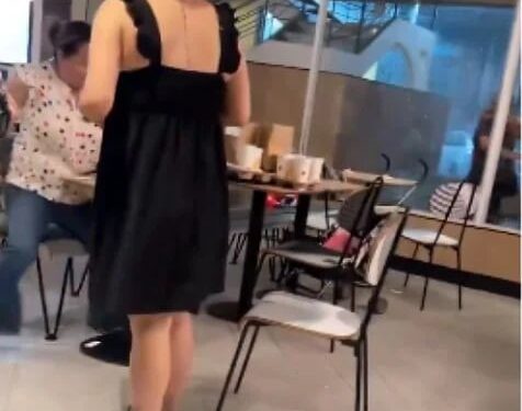 CAEN CRISTALES DE RESTAURANTE POR VENTARRÓN 1 CAEN CRISTALES DE RESTAURANTE POR VENTARRÓN