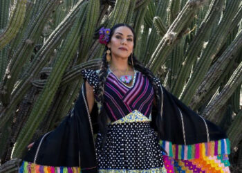 LILA DOWNS PRESENTARÁ “LA SÁNCHEZ” EN DIRECTO ESTE JULIO