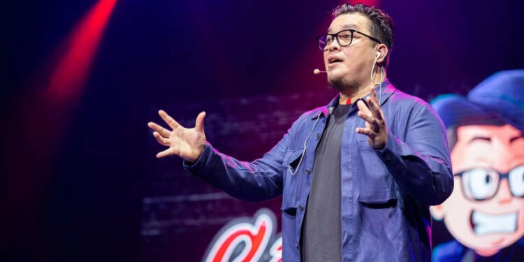 FRANCO ESCAMILLA RECIBE CRÍTICAS POR COMENTARIOS SOBRE CHRISTIAN NODAL Y ÁNGELA AGUILAR