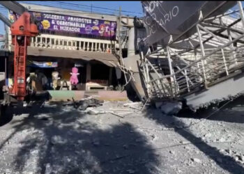 OLVIDA SAN NICOLÁS PUENTE COLAPSADO