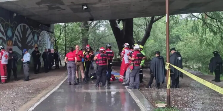 MUREN 3 NIÑOS DURANTE PASO DE 'ALBERTO' POR NL 1 MUREN 3 NIÑOS DURANTE PASO DE ‘ALBERTO’ POR NL