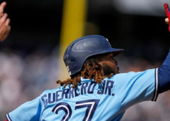 VLADIMIR GUERRERO JR. ABIERTO A JUGAR CON LOS YANKEES
