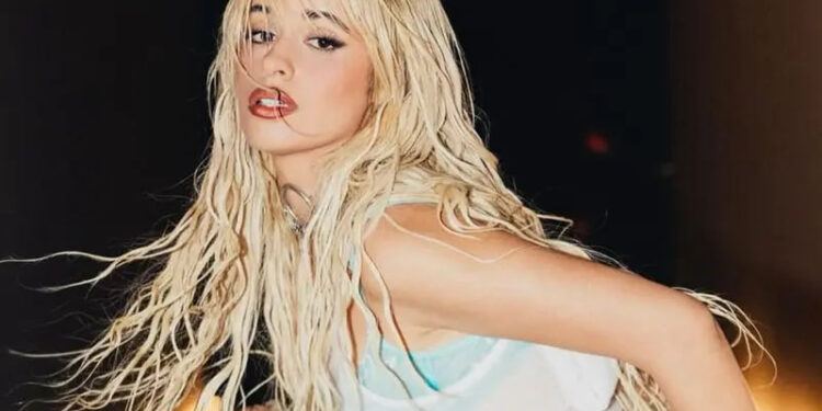 CAMILA CABELLO ELOGIA A CRISTIANO RONALDO EN CONCIERTO Y VIVE MOMENTO INCÓMODO