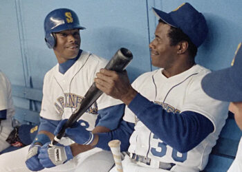 PADRES E HIJOS QUE HAN JUGADO JUNTOS EN DEPORTES PROFESIONALES