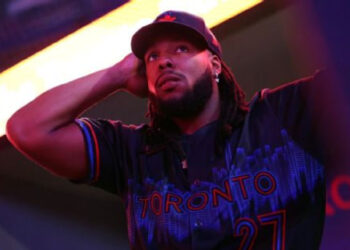 VLADIMIR GUERRERO JR. Y SU CAMBIO DE OPINIÓN SOBRE JUGAR PARA LOS YANKEES